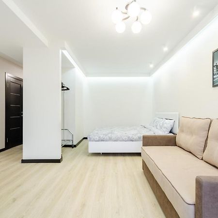 ARTAL Apartment on Obolonsky avenue 31 Kiev Extérieur photo