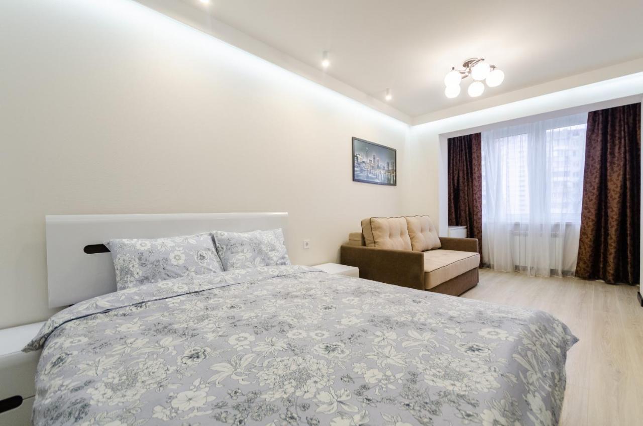 ARTAL Apartment on Obolonsky avenue 31 Kiev Extérieur photo
